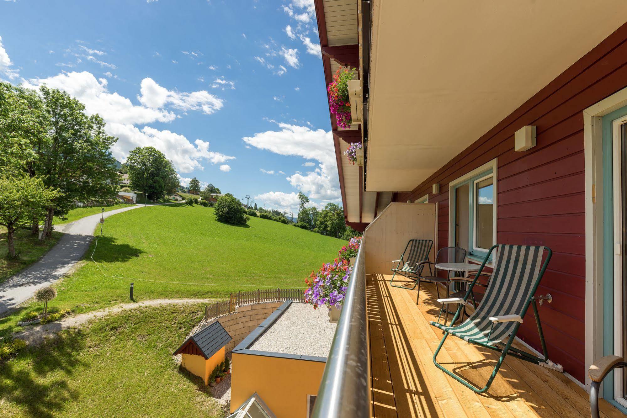 Schütterhof 4*